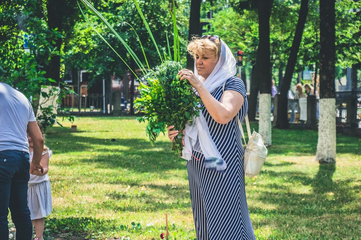Церковь считает этот день своим днем рождения Церковь считает этот день своим днем рождения