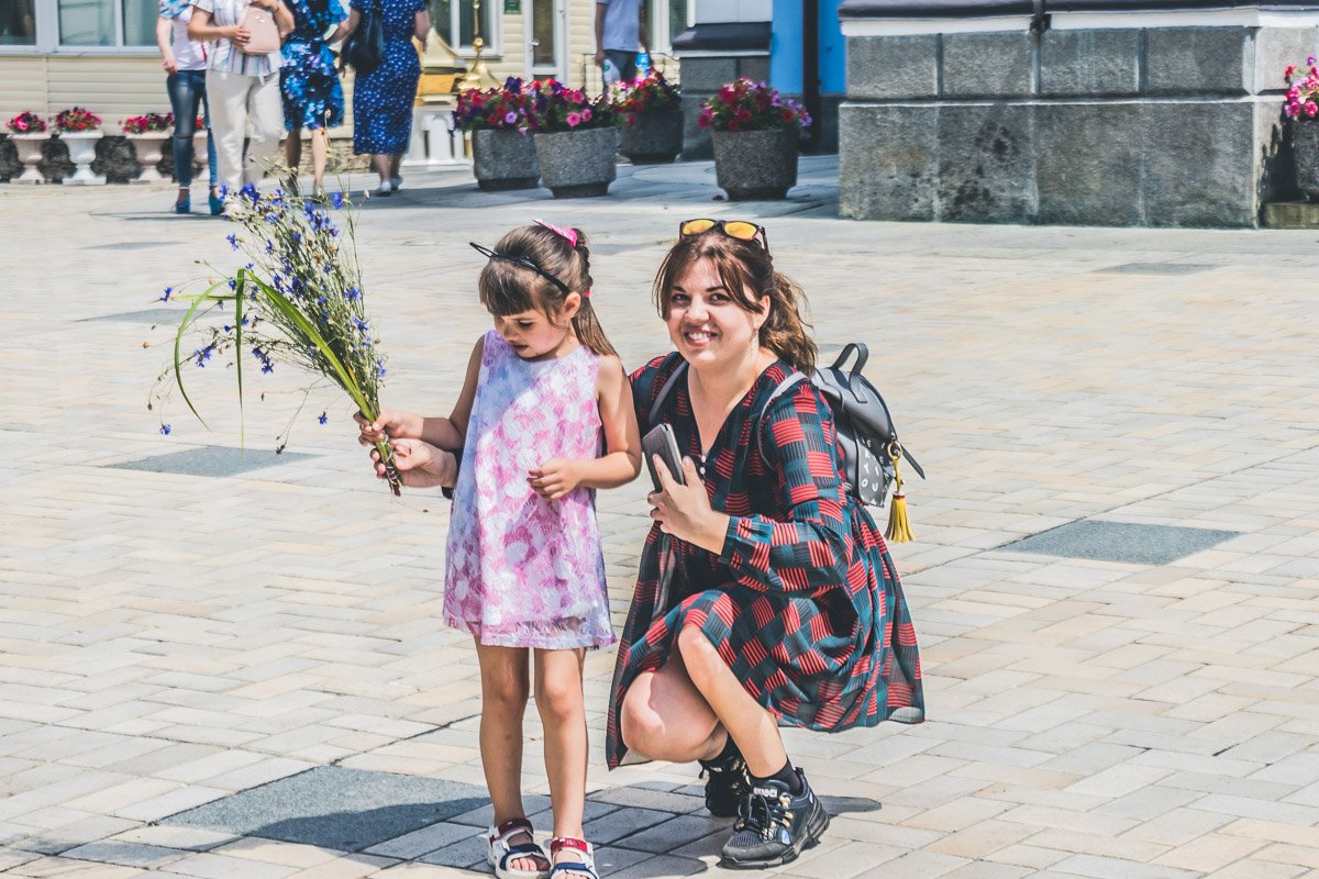 Букетик полевых цветов убережет от беды. А улыбка - от плохого настроения! Букетик полевых цветов убережет от беды. А улыбка - от плохого настроения!