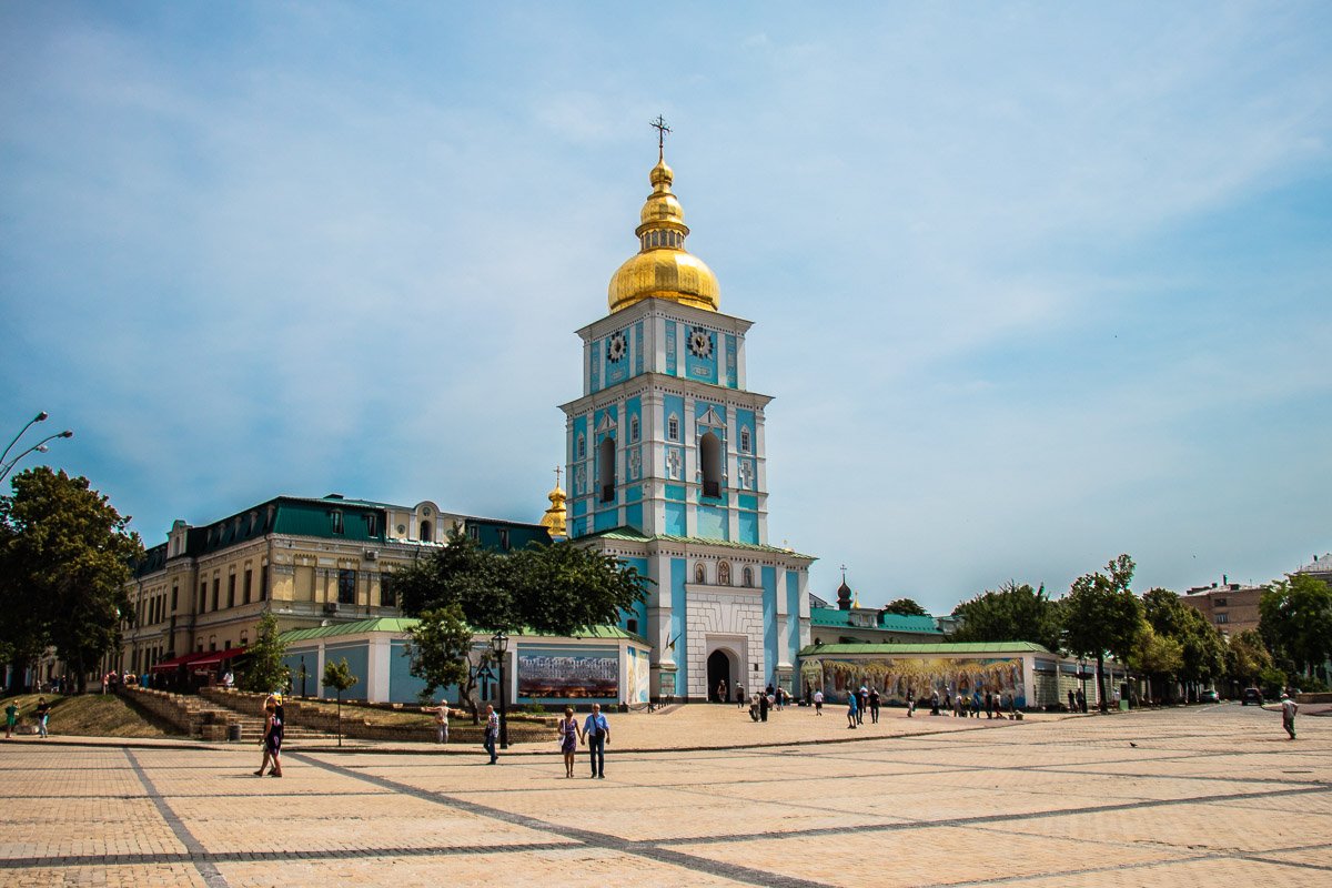 Наслаждайтесь длинными выходными по-полной! Наслаждайтесь длинными выходными по-полной!