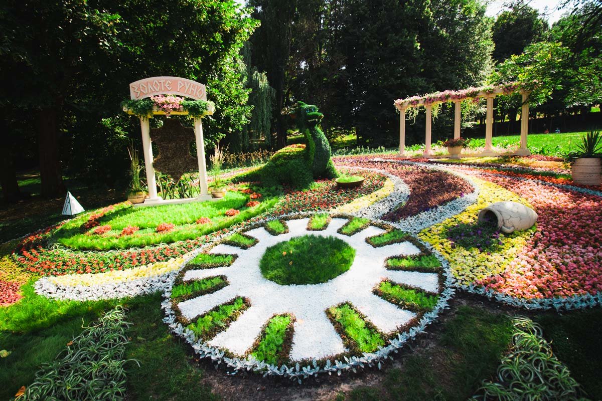 А здесь можно найти Золотое руно