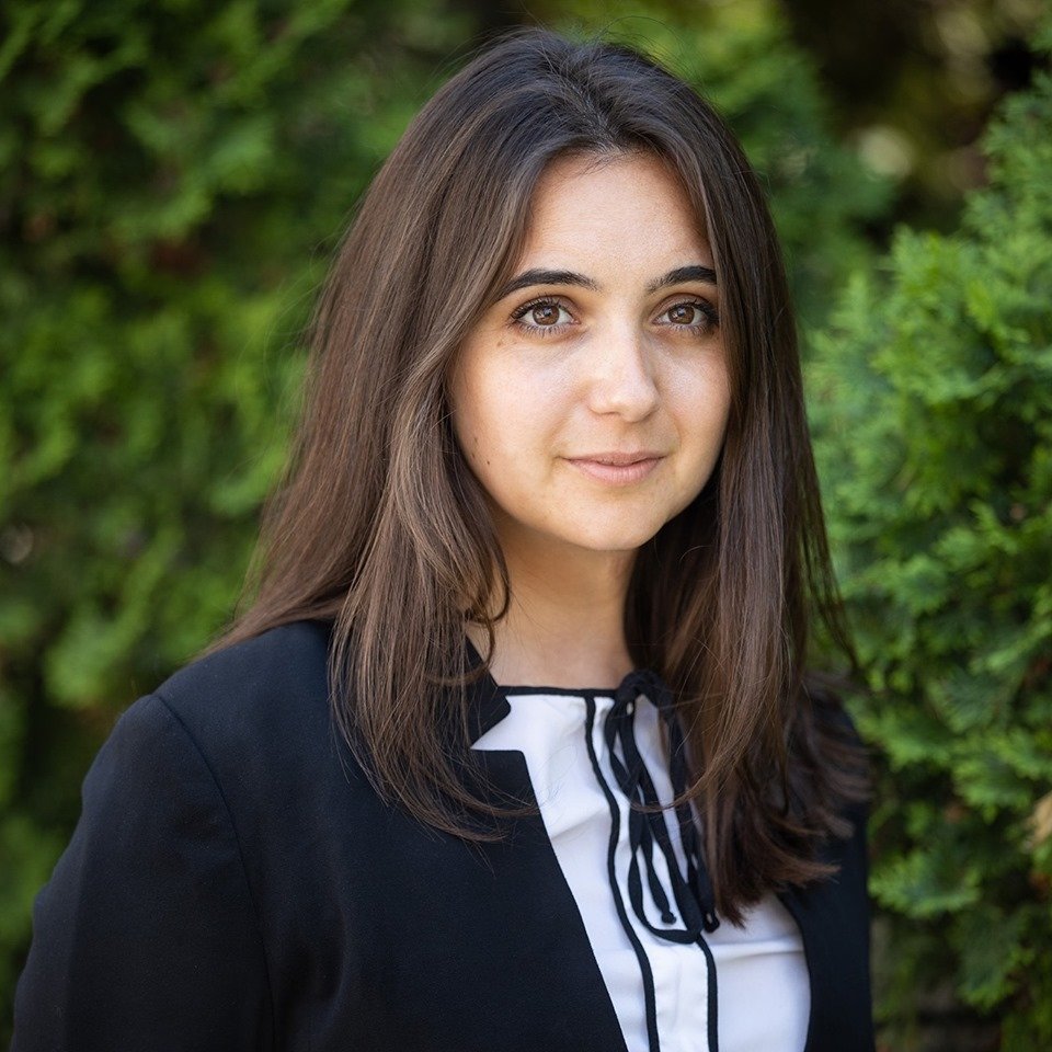 У Юлии Мендель большой опыт работы с иностранными СМИ