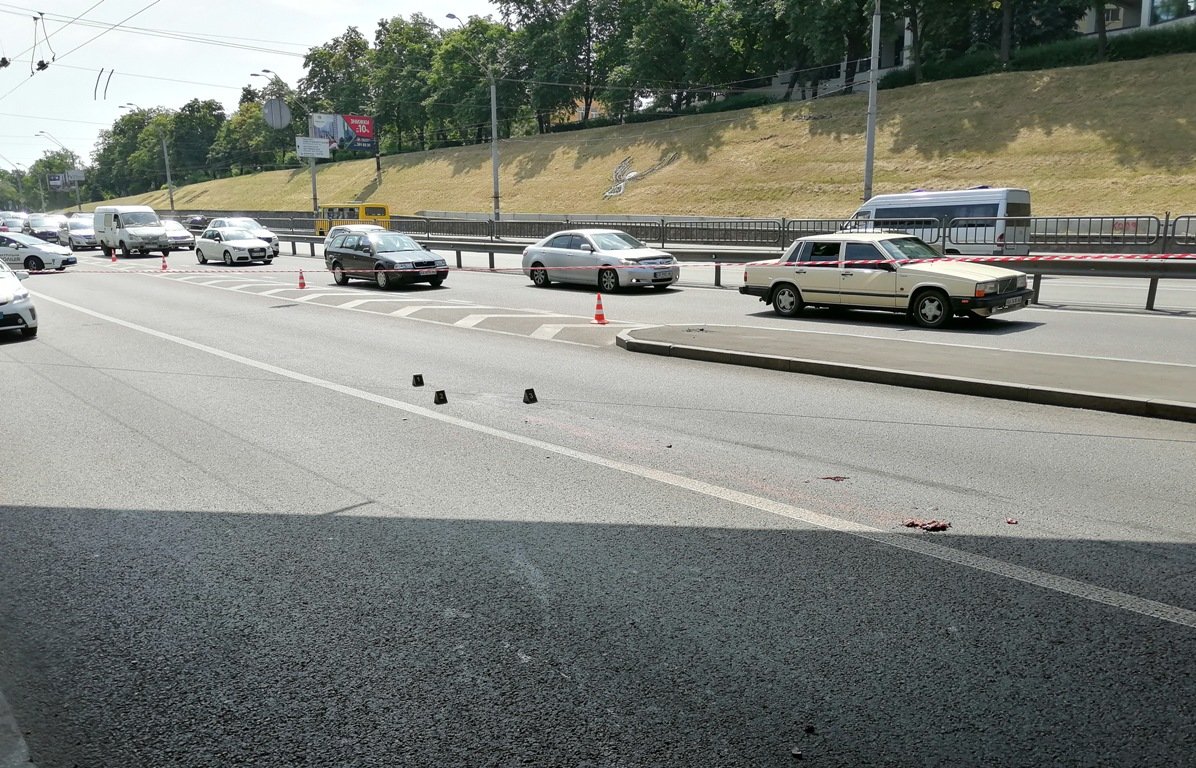 В данный момент копам предстоит не только выяснить обстоятельства, которые привели к смерти, но и личность погибшего В данный момент копам предстоит не только выяснить обстоятельства, которые привели к смерти, но и личность погибшего