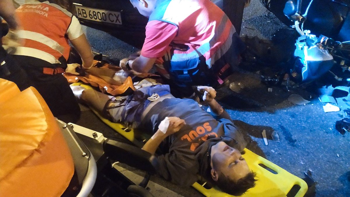 Пострадал водитель мопеда, его госпитализировали в больницу