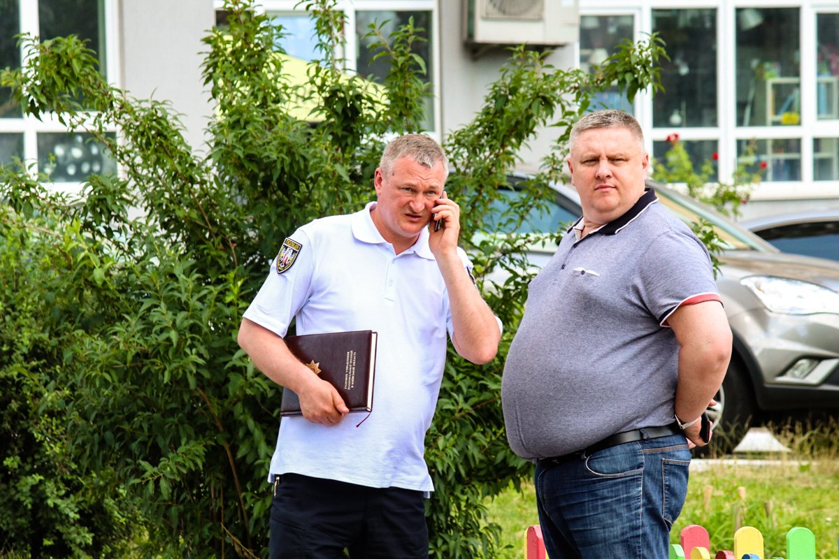 Правоохранители рассматривают несколько версий гибели народного депутата из фракции "Народный фронт" Дмитрия Тымчука Правоохранители рассматривают несколько версий гибели народного депутата из фракции "Народный фронт" Дмитрия Тымчука