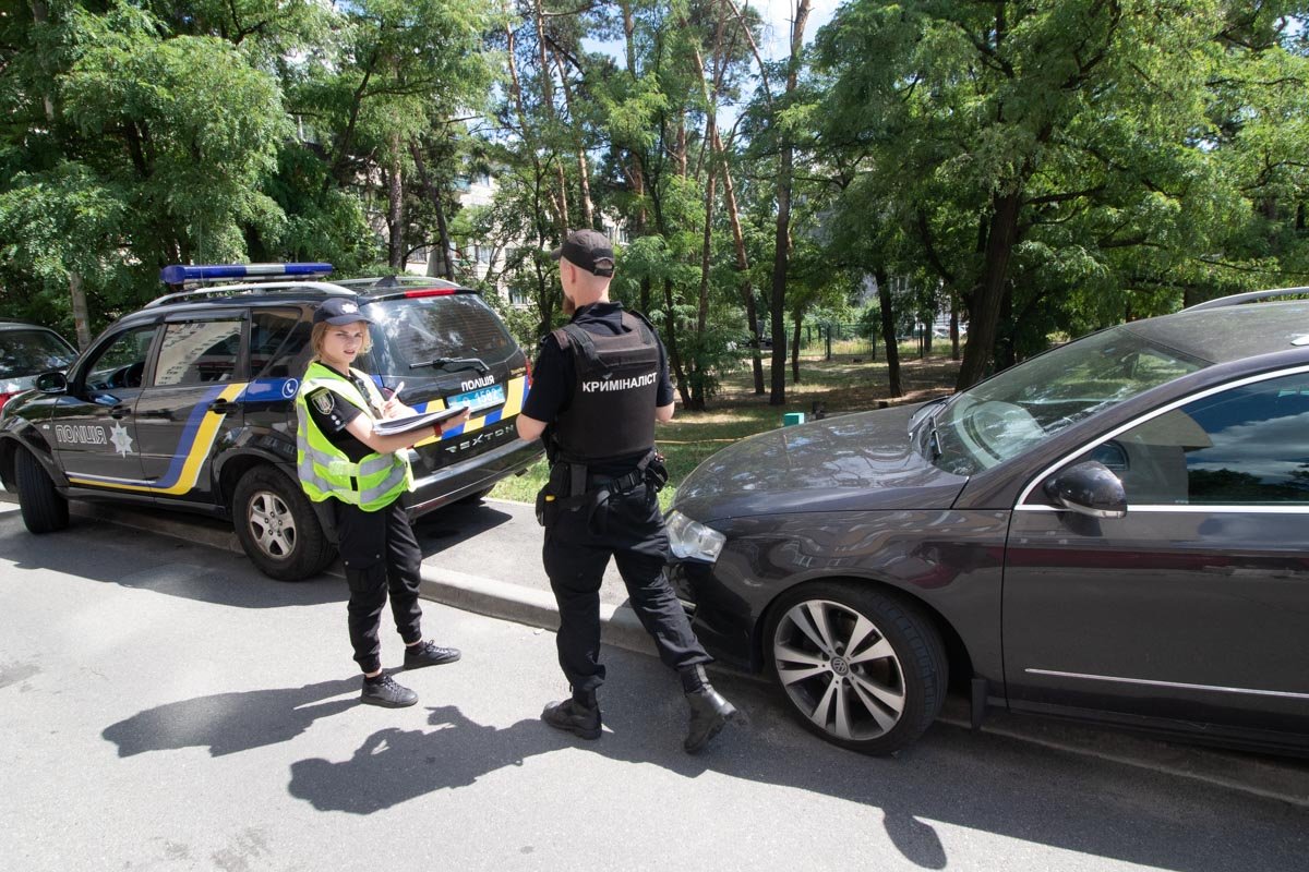 Большинство жильцов не знали, что в их подъезде проживает нардеп, а имя Дмитрий Тымчук им ни о чем не говорило