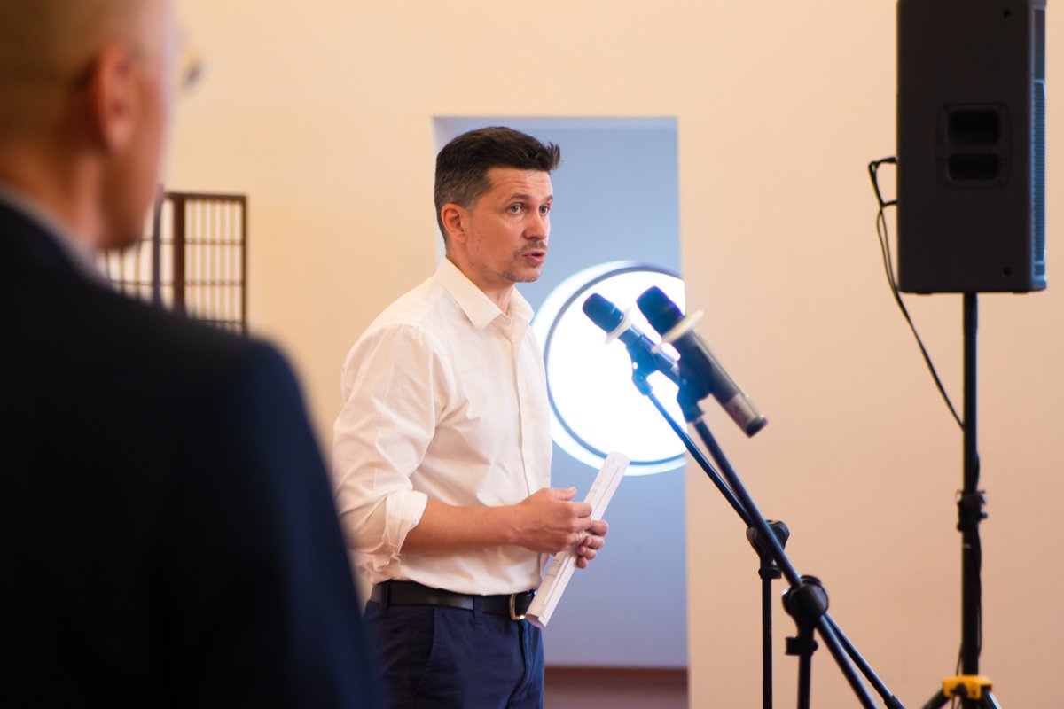 Сначала представители МЗУ и ВООЗ открыли для посетителей мероприятия статистику, которая всех очень удивила Сначала представители МЗУ и ВООЗ открыли для посетителей мероприятия статистику, которая всех очень удивила