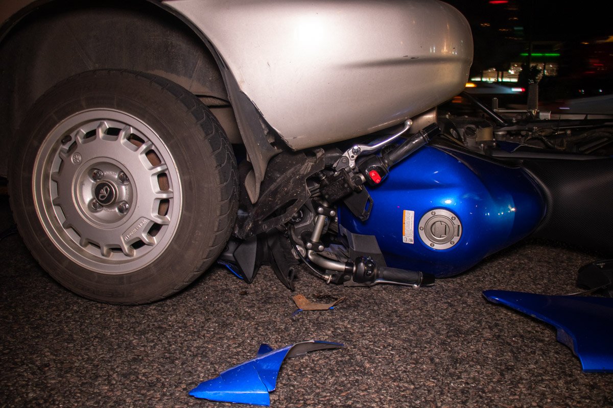 Мотоциклист отделался относительно не серьезными травмами