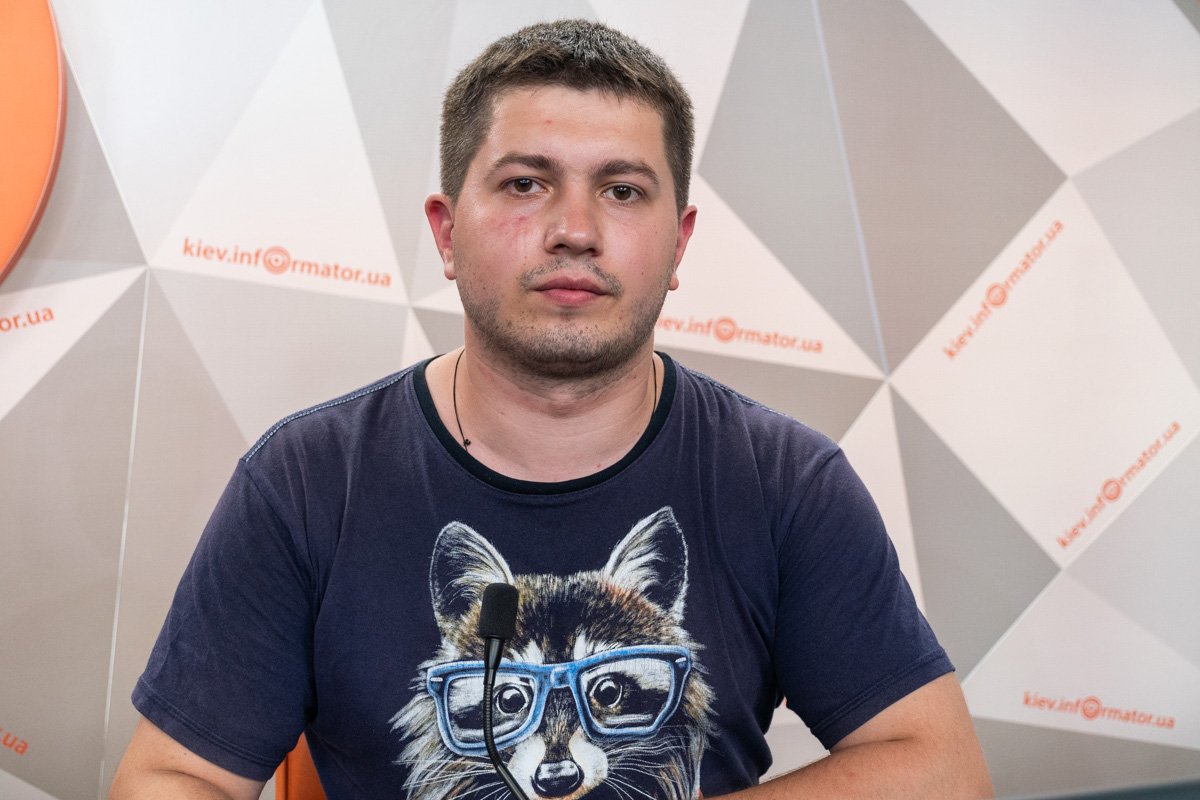 Юрист Ярослав Максименко рассказал, что поступать так сотрудники военкомата не имели права Юрист Ярослав Максименко рассказал, что поступать так сотрудники военкомата не имели права