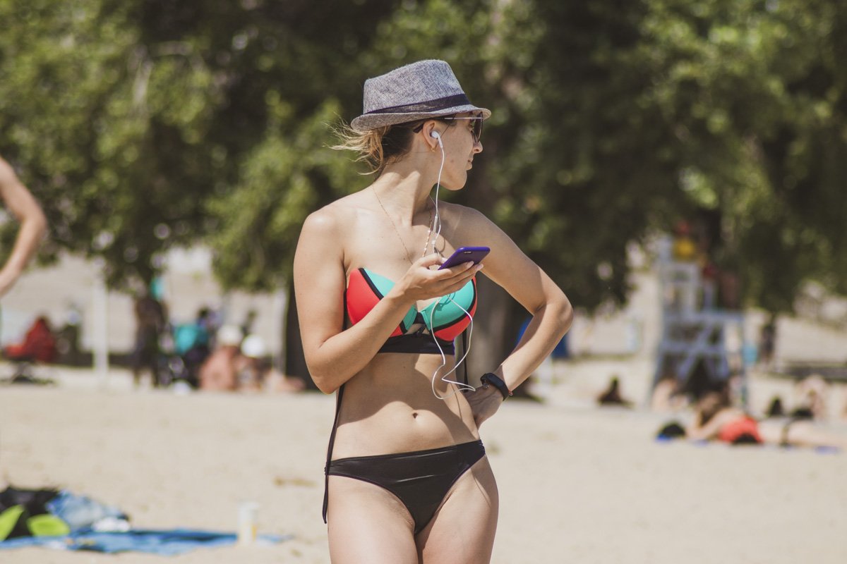 Под правильную музыку и отдых на Днепре будет восприниматься словно у моря