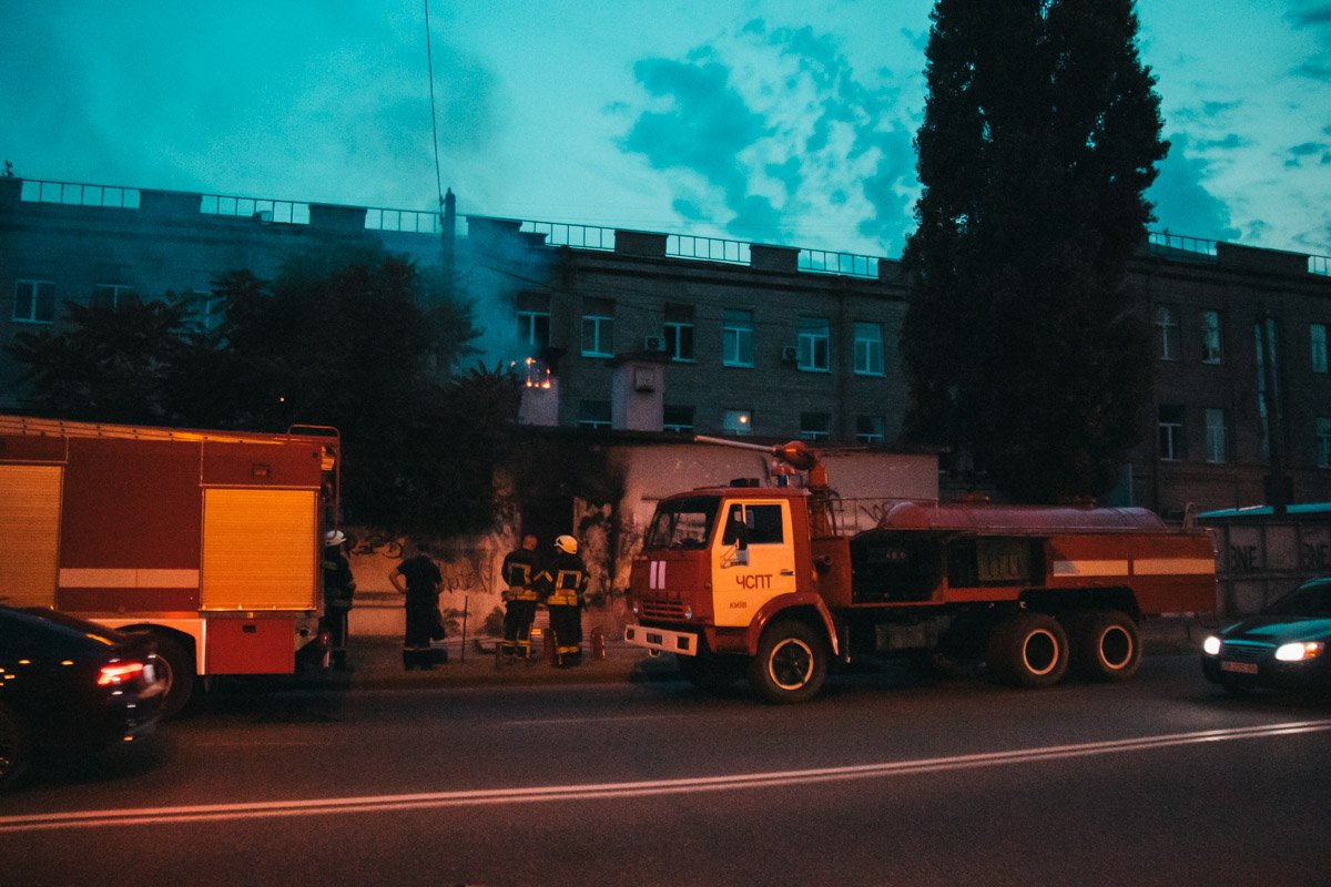 В субботу, 22 июня, в Голосеевском районе Киева произошел пожар