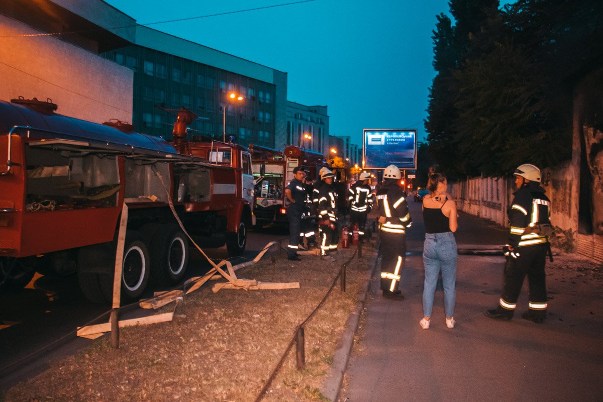 Сообщение о происшествии поступило на линии экстренных служб около 21:20