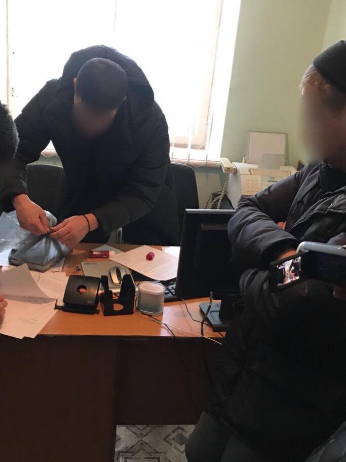 Большинство преступников носили полицейские погоны Большинство преступников носили полицейские погоны