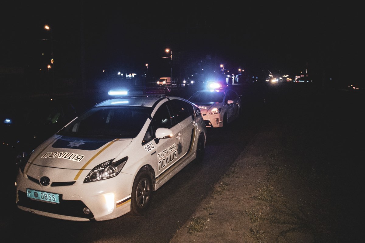 Полиция перекрывала движение по проспекту Полиция перекрывала движение по проспекту