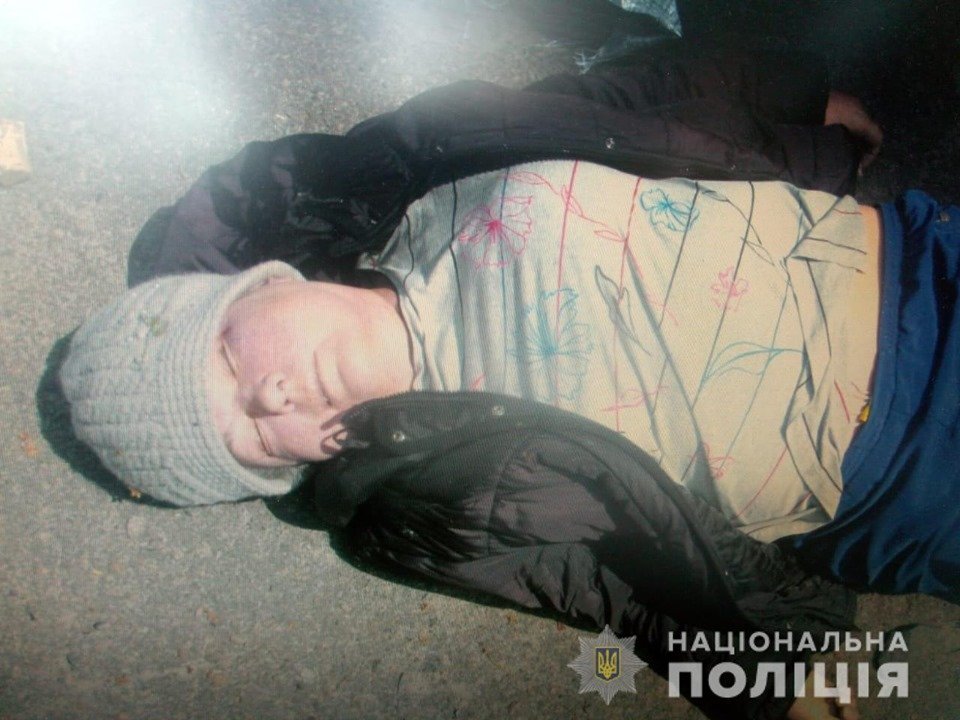 Под Киевом уже более месяца не могут установить личность погибшей женщины