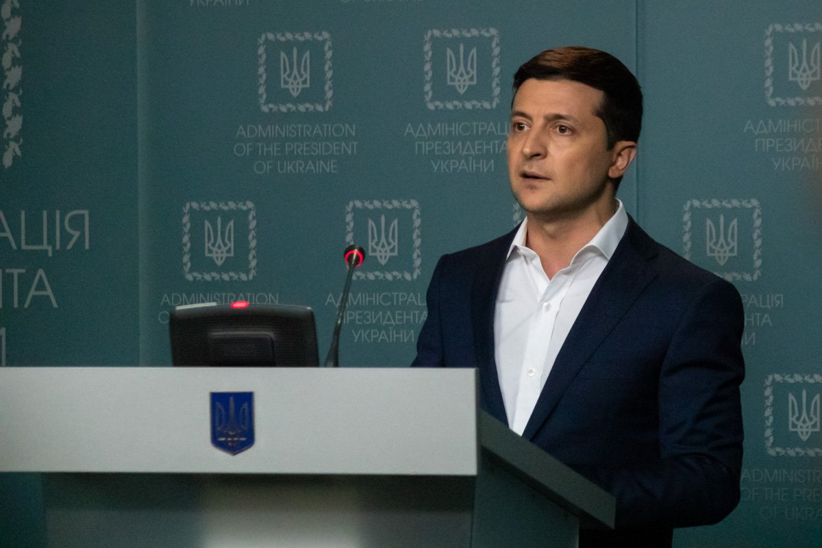 На ней гарант высказал свое недовольство касательно решений МИД и непосредственно Павла Климкина На ней гарант высказал свое недовольство касательно решений МИД и непосредственно Павла Климкина