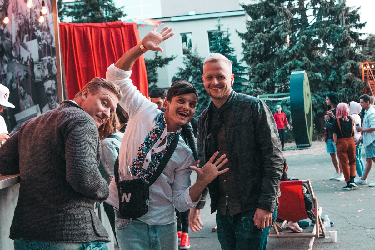 Хэээй, посмотрите, как тут классно Хэээй, посмотрите, как тут классно