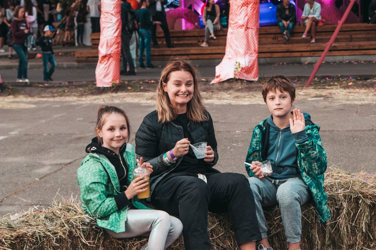 Хорошо, когда и мама счастлива, и дети довольны Хорошо, когда и мама счастлива, и дети довольны