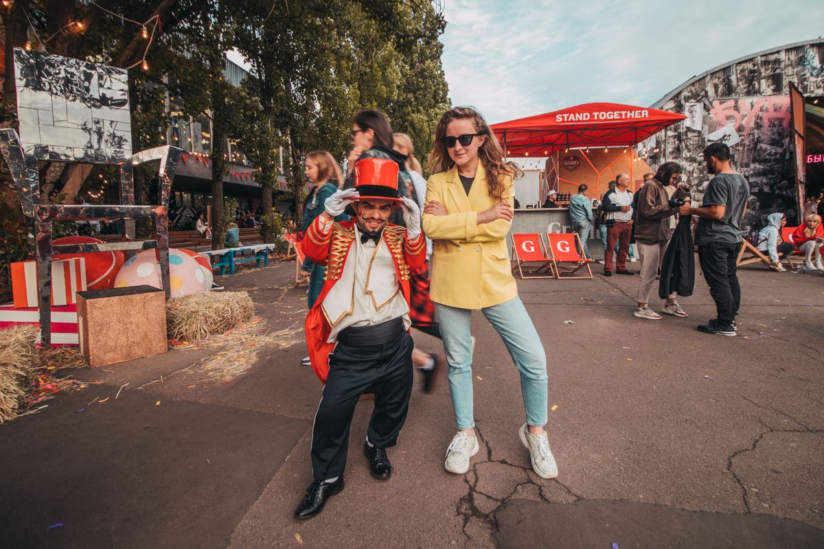 Хм, и кто же круче позирует? Хм, и кто же круче позирует?