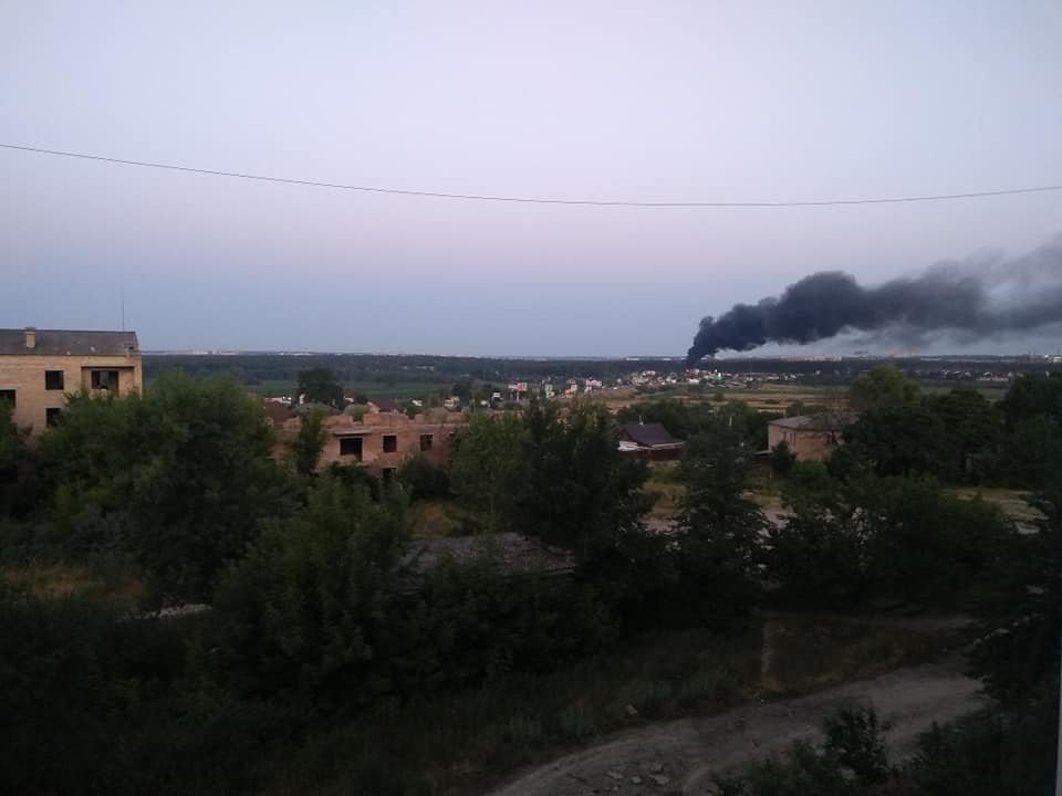 В понедельник, 1 июля, под Киевом в городе Гостомель произошел пожар