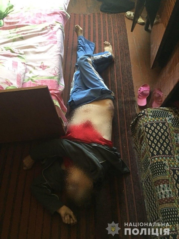 В селе Красиловка задержали мужчину, который лишил жизни свою мать В селе Красиловка задержали мужчину, который лишил жизни свою мать