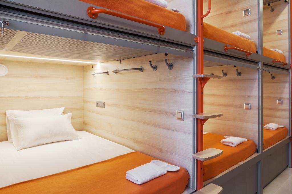 Под Киевом в терминале D международного аэропорта Борисполь открылся капсульный хостел GettSleep Boryspil