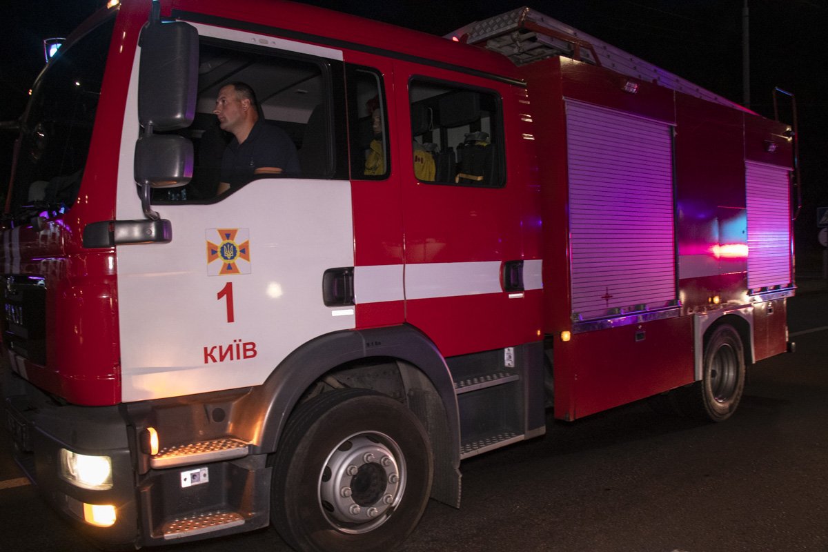 Также на месте работали спасатели ГСЧС Также на месте работали спасатели ГСЧС