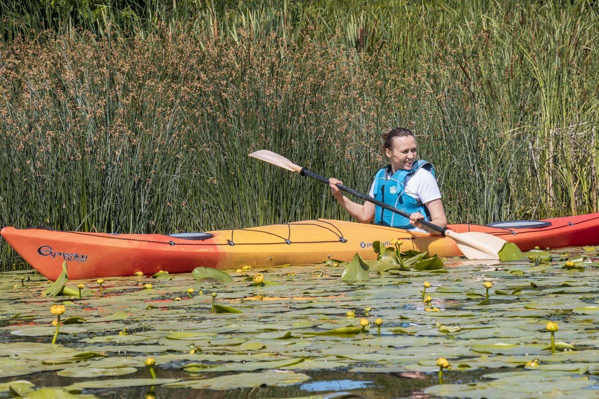 Ребята выловили в Днепре даже старый ботинок