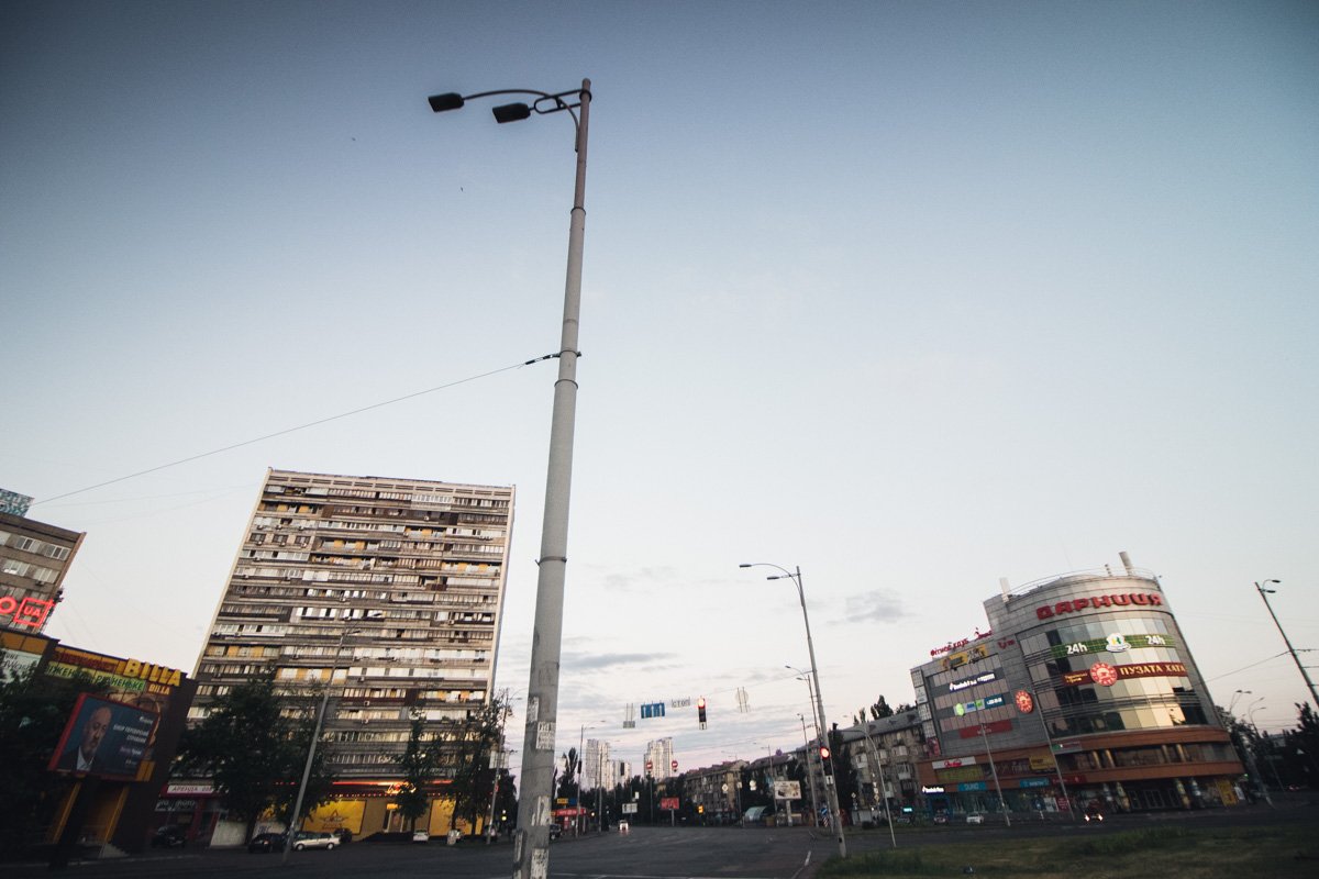 На площади старое освещение заменят на LED На площади старое освещение заменят на LED