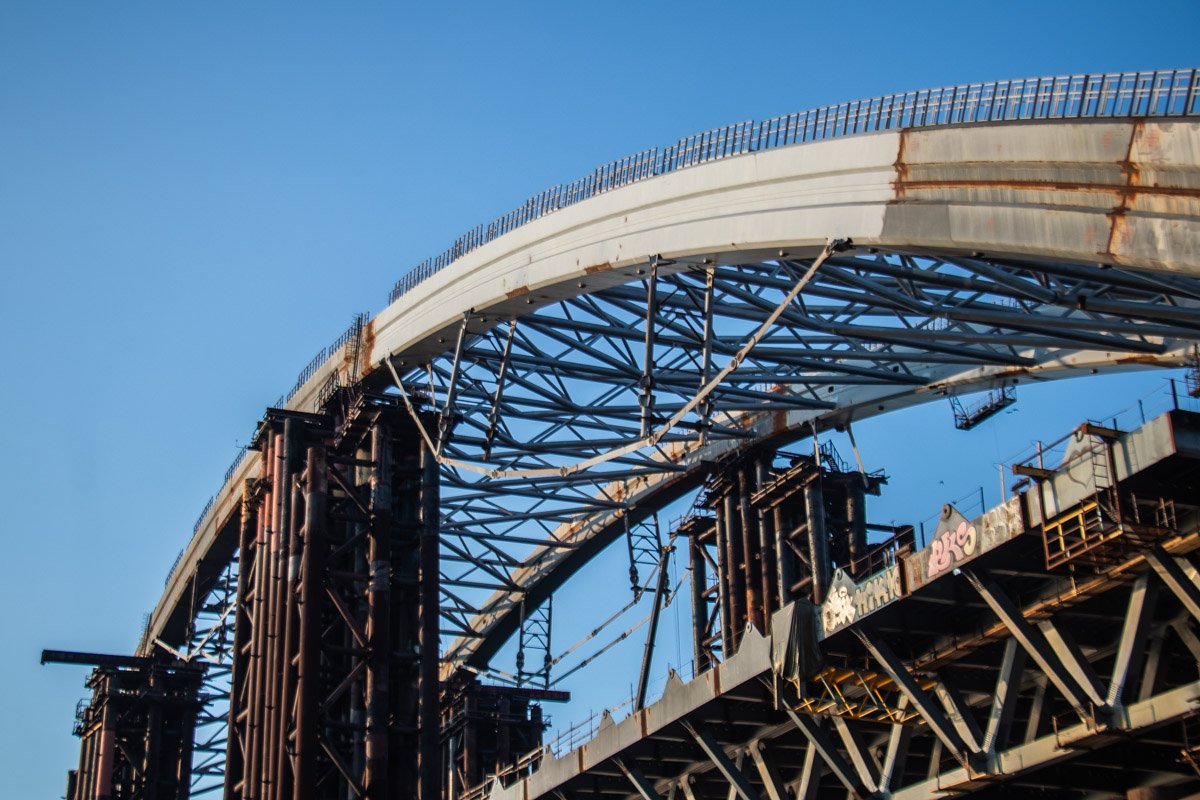 Уже к 2021 году мост должны достроить Уже к 2021 году мост должны достроить