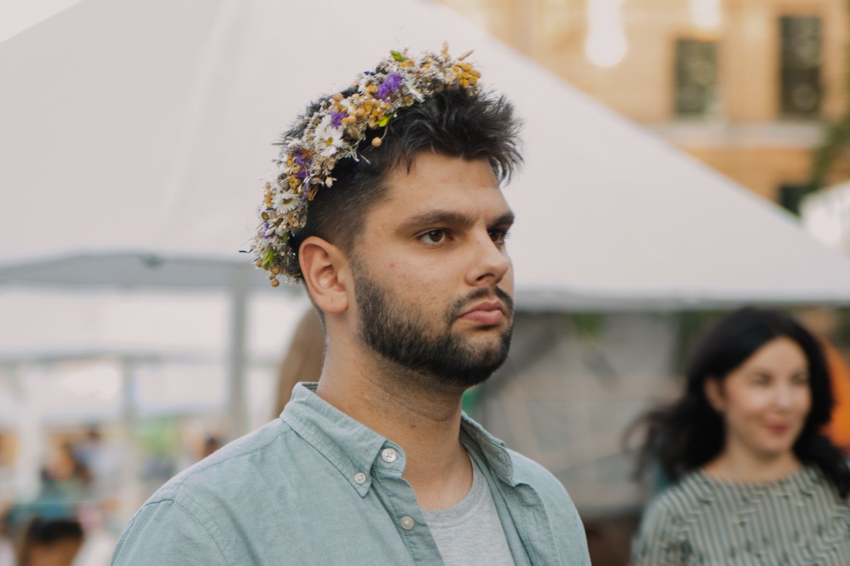 На гуляньях в честь Ивана Купала была такая незабываемая атмосфера и такие колоритные гости На гуляньях в честь Ивана Купала была такая незабываемая атмосфера и такие колоритные гости