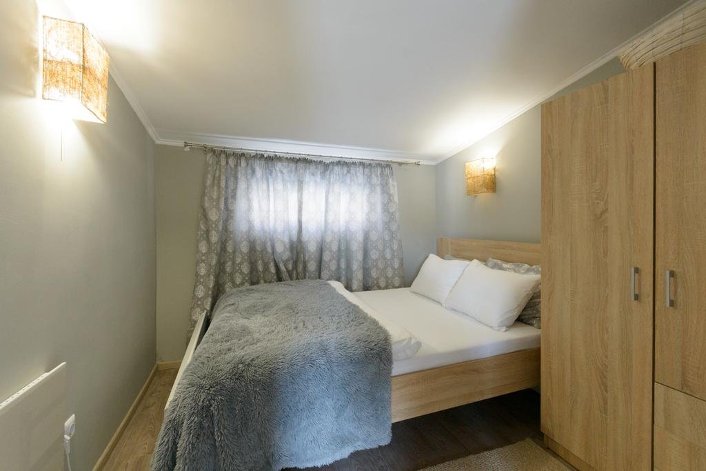 Получить комнату в семейном номере меньше чем за тысячу гривен - это сделка века Получить комнату в семейном номере меньше чем за тысячу гривен - это сделка века