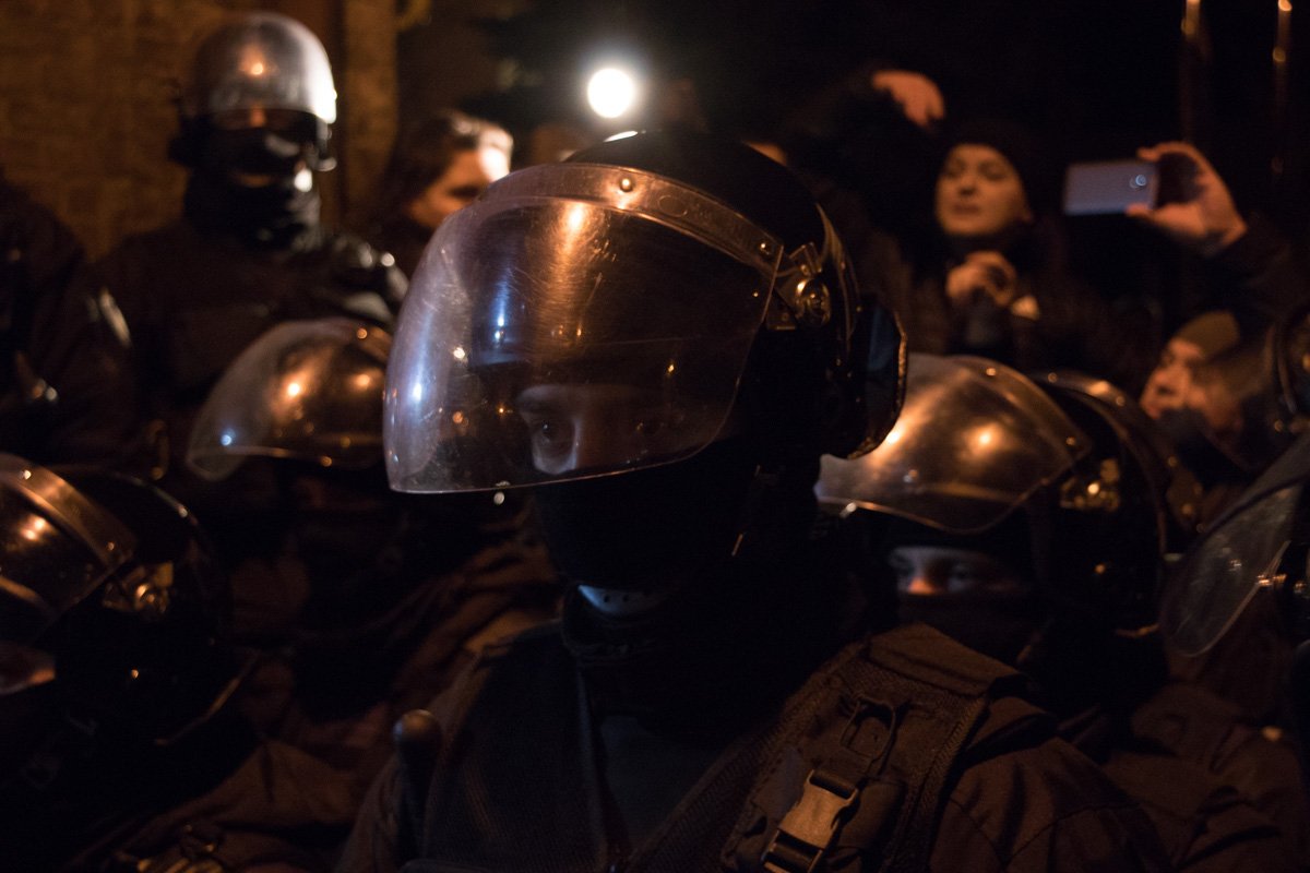 Силовиков было гораздо меньше активистов Силовиков было гораздо меньше активистов