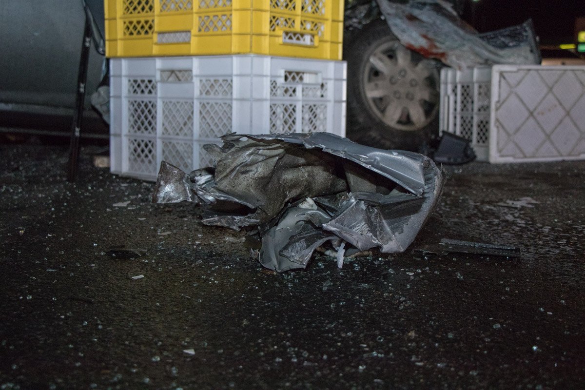 Детали авто повсюду