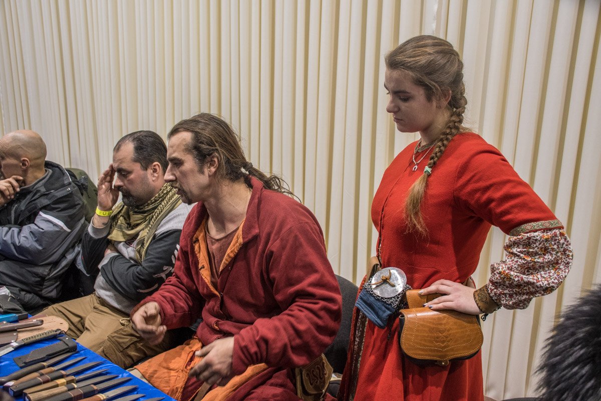 Кузнеца могут собраться вместе и поделиться опытом 