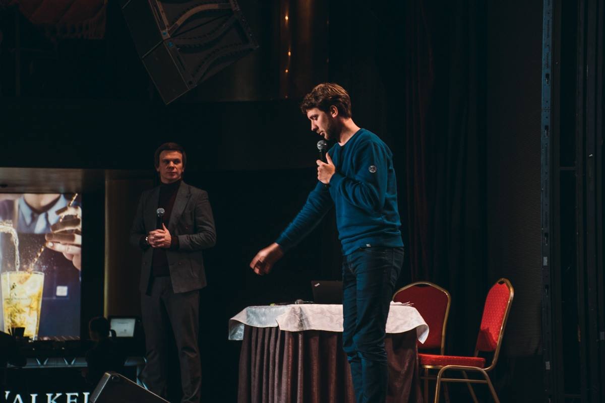 Историями из жизни проекта поделился оператор "Мир наизнанку" Александр Дмитриев Историями из жизни проекта поделился оператор "Мир наизнанку" Александр Дмитриев