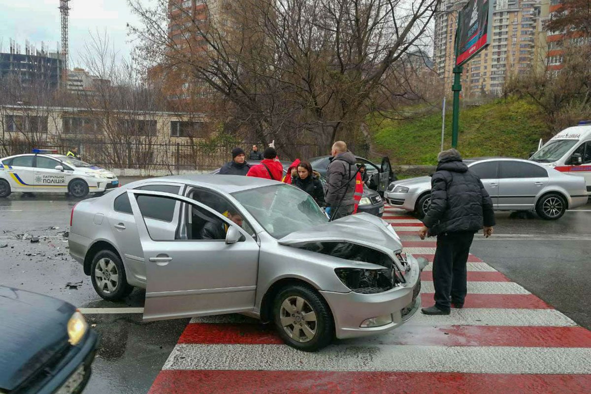 К счастью, на зебре в этот момент никого не было
