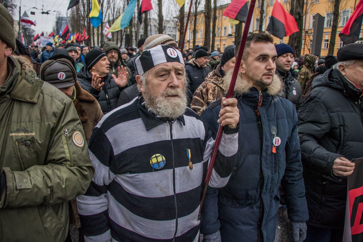 На марш собрались жители почти всех областей Украины На марш собрались жители почти всех областей Украины