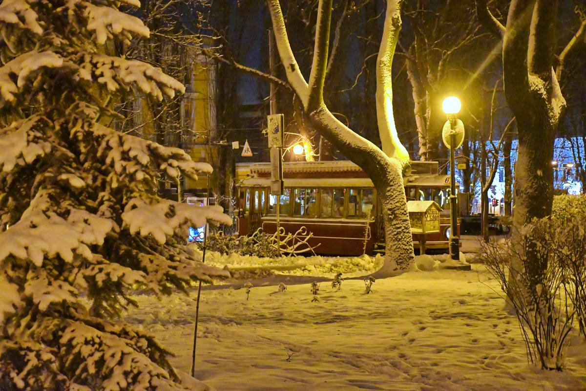 Черно-белый изгиб, черно-белое время