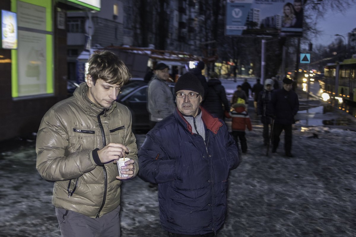 Водитель BMW, 30-летний Алексей (слева) получил сотрясение мозга и ушибы Водитель BMW, 30-летний Алексей (слева) получил сотрясение мозга и ушибы