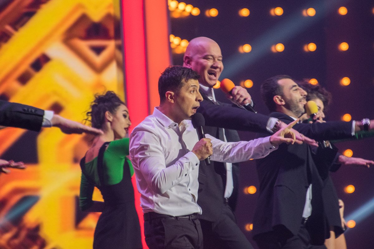 Счастье на лице выражается у каждого по-своему