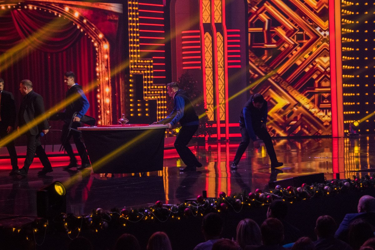 Быстрая смена декораций, чтобы никто ничего не заметил 