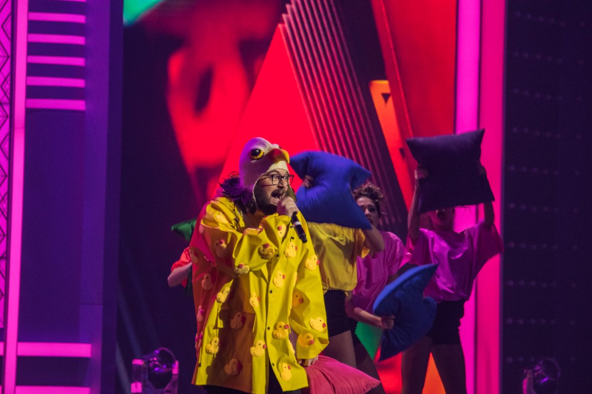 Нині не льотна погода...