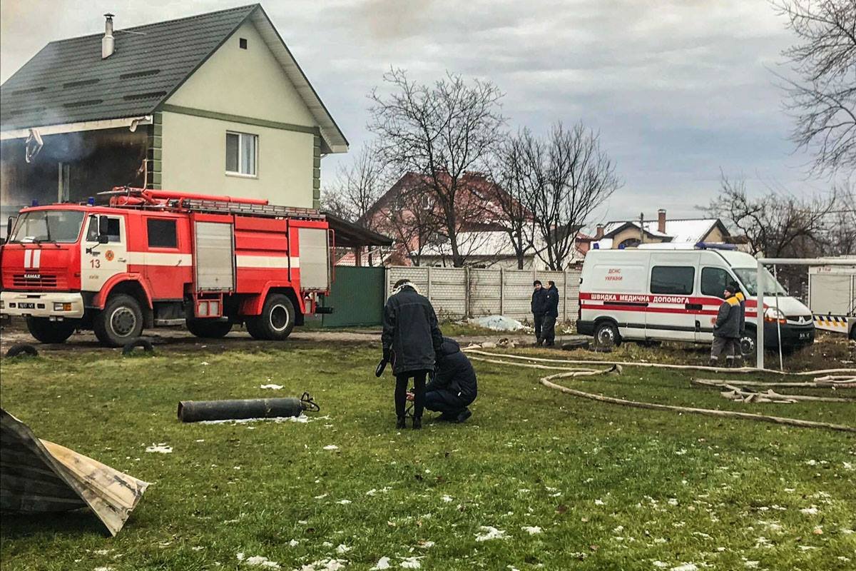 Рукав пожарные растянули на 1,5 километра - расстояние к ближайшему гидранту