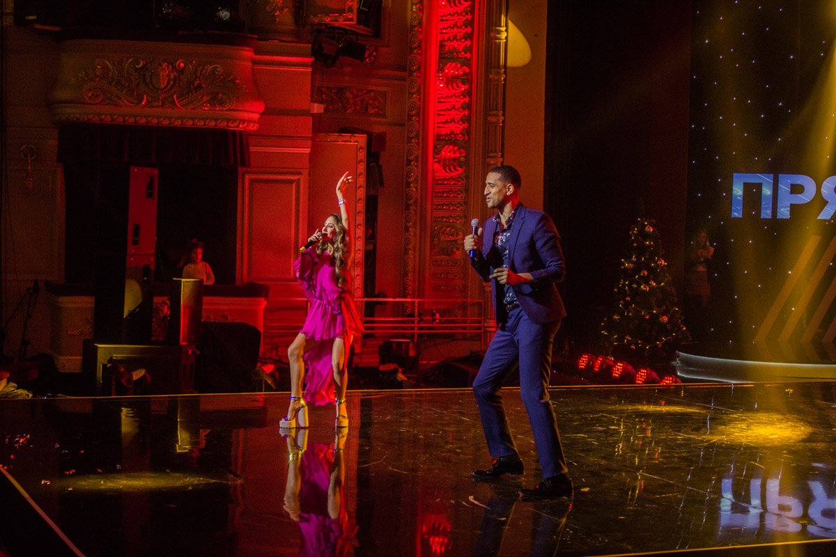 Шоу в самом разгаре