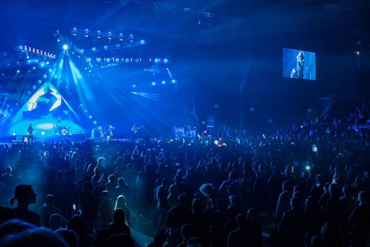 Лаура Перголицци ввышла на сцену на два часа позже заявленного времени Лаура Перголицци ввышла на сцену на два часа позже заявленного времени