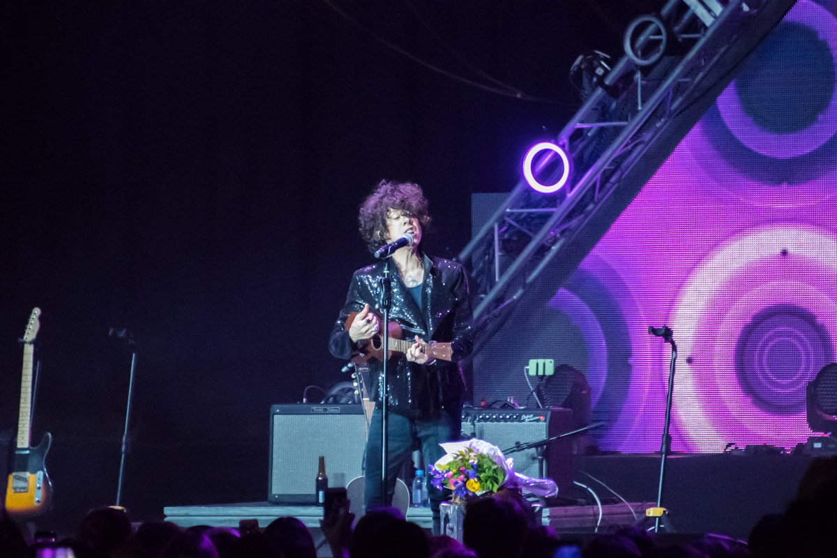 Концерт прошел в поддержку альбома «Lost On You» Концерт прошел в поддержку альбома «Lost On You»