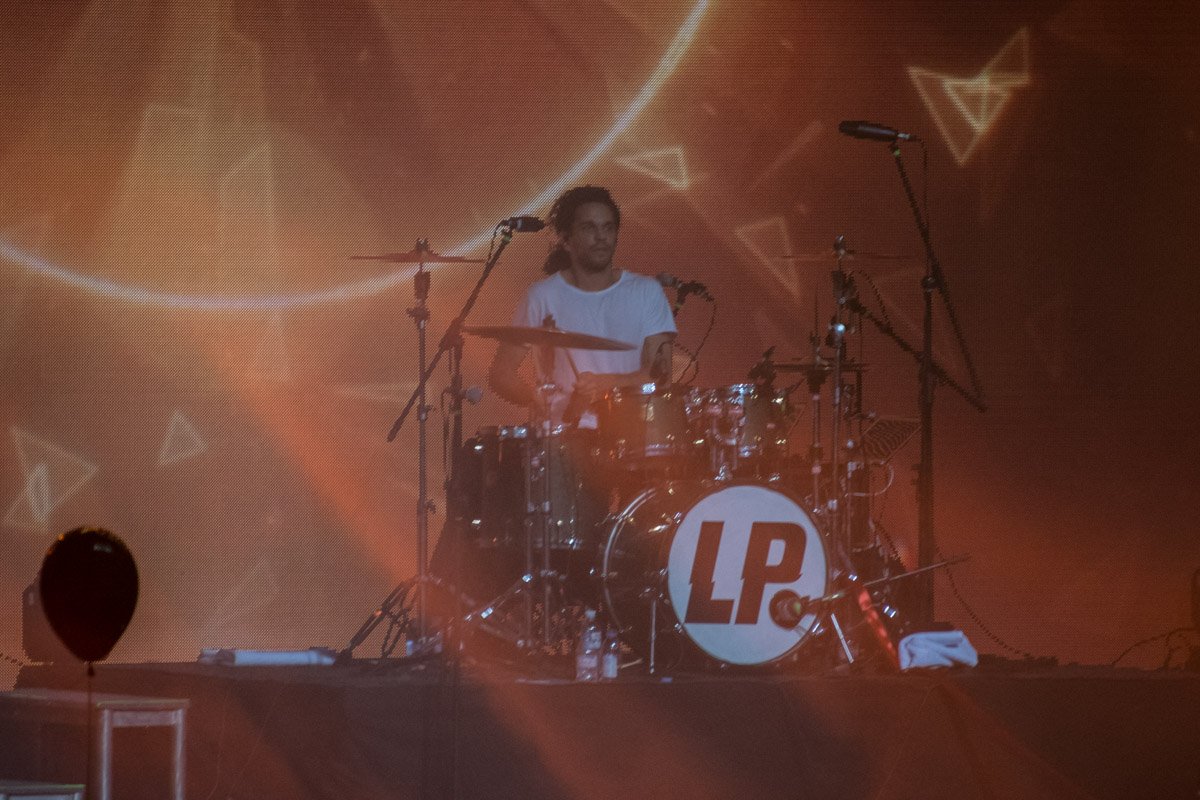 LP выступала под живую музыку LP выступала под живую музыку