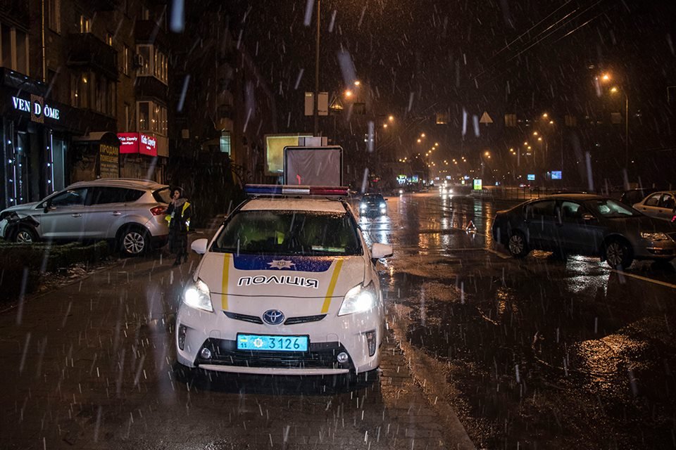 На месте работала патрульная полиция 