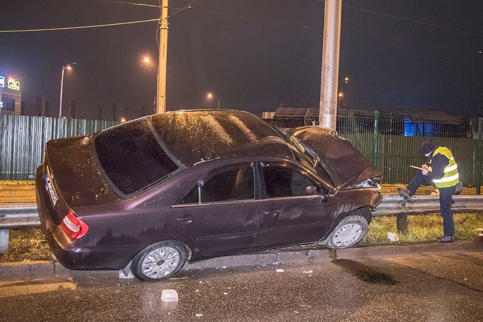Водитель машины скрылся с места ДТП