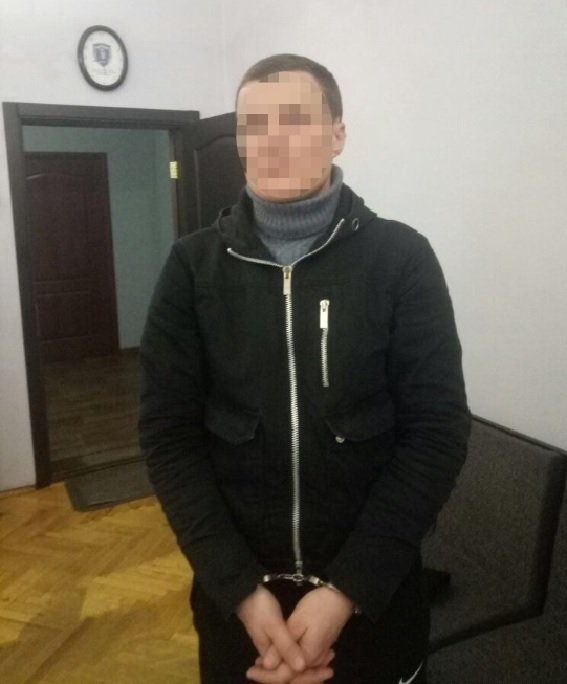 Мужчину задержали после третьего ограбления одного и того же заведения